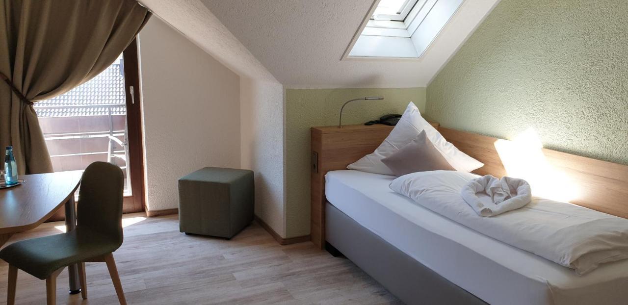 Schoenenberger Hof Orsingen-Nenzingen 部屋 写真